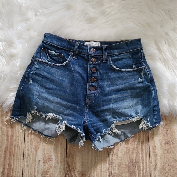 Abercrombie & Fitch Pants - Abercrombie & Fitch mom short